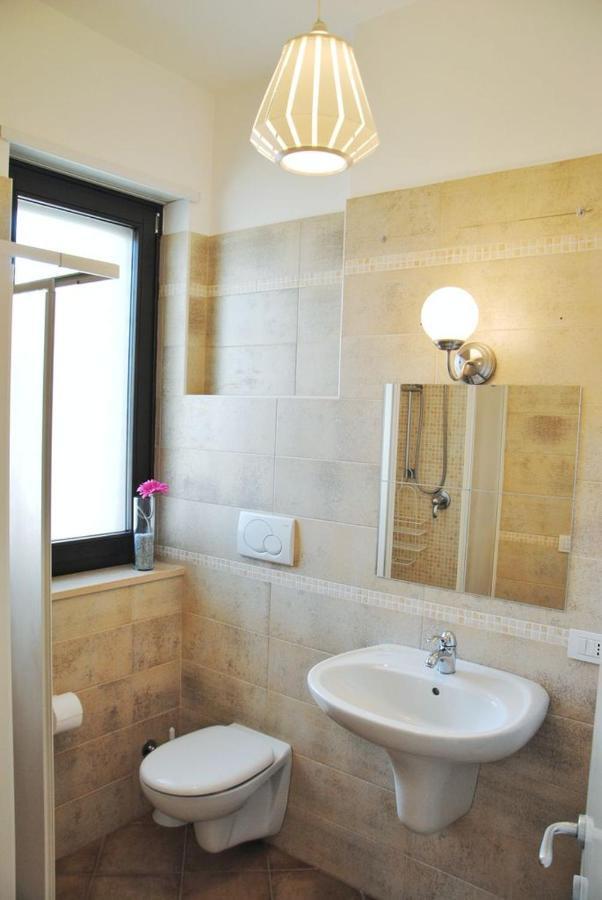 B&B Angelina Triggiano Buitenkant foto